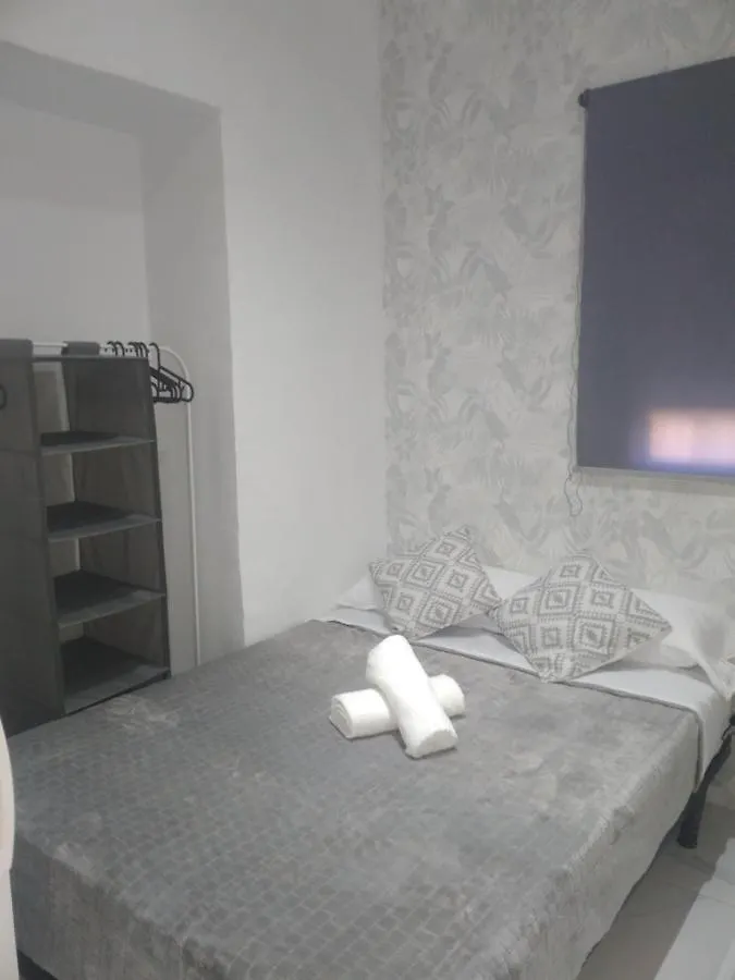 Precioso Apartamento Moderno Cerca Del Carrefour Rosaleda Malaga